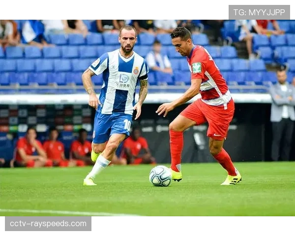 保级关键战:阿尔梅里亚1-0小胜格拉纳达,逃离降级区 保级关键战:阿尔梅里亚1-0小胜格拉纳达,逃离降级区